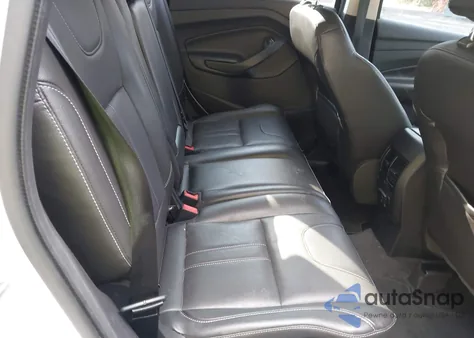 2013 Ford Escape Titanium z USA, uszkodzony, nr VIN 1FMCU9J92DUA57927